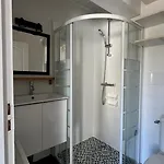 Дом отдыха La Petite Maison Jardin Prive *