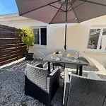 La Petite Maison Jardin Prive Дом отдыха